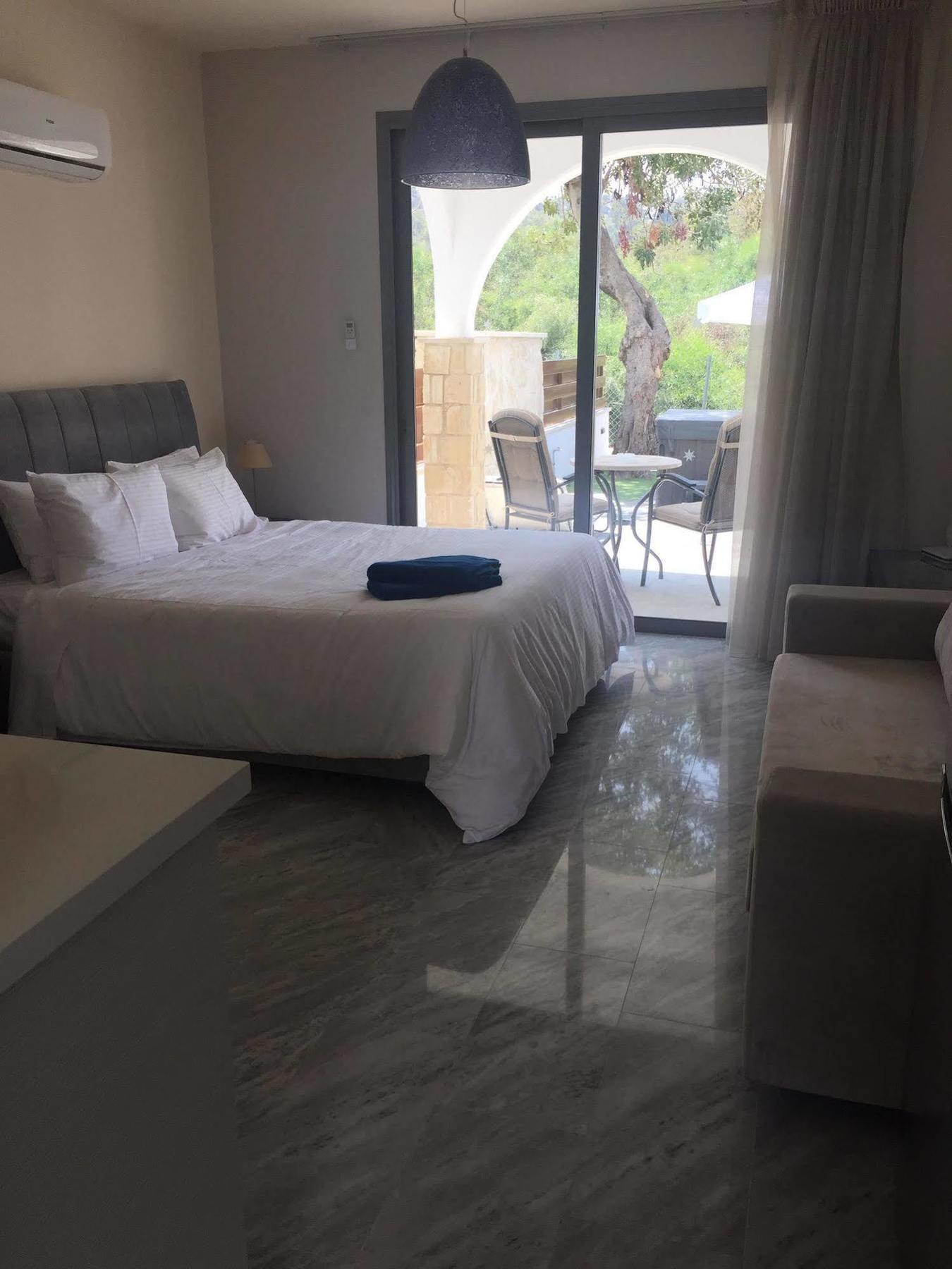 Latchi Escape Hotel And Suites 폴리스 외부 사진