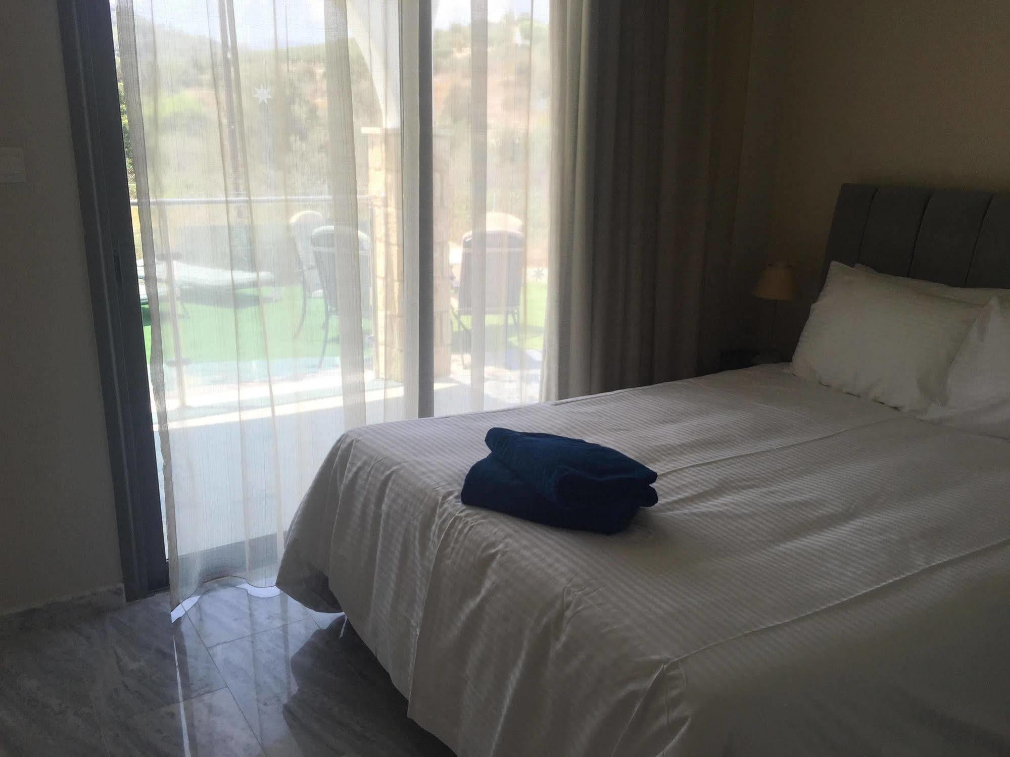 Latchi Escape Hotel And Suites 폴리스 외부 사진