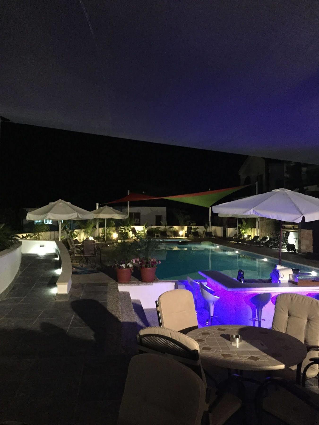 Latchi Escape Hotel And Suites 폴리스 외부 사진