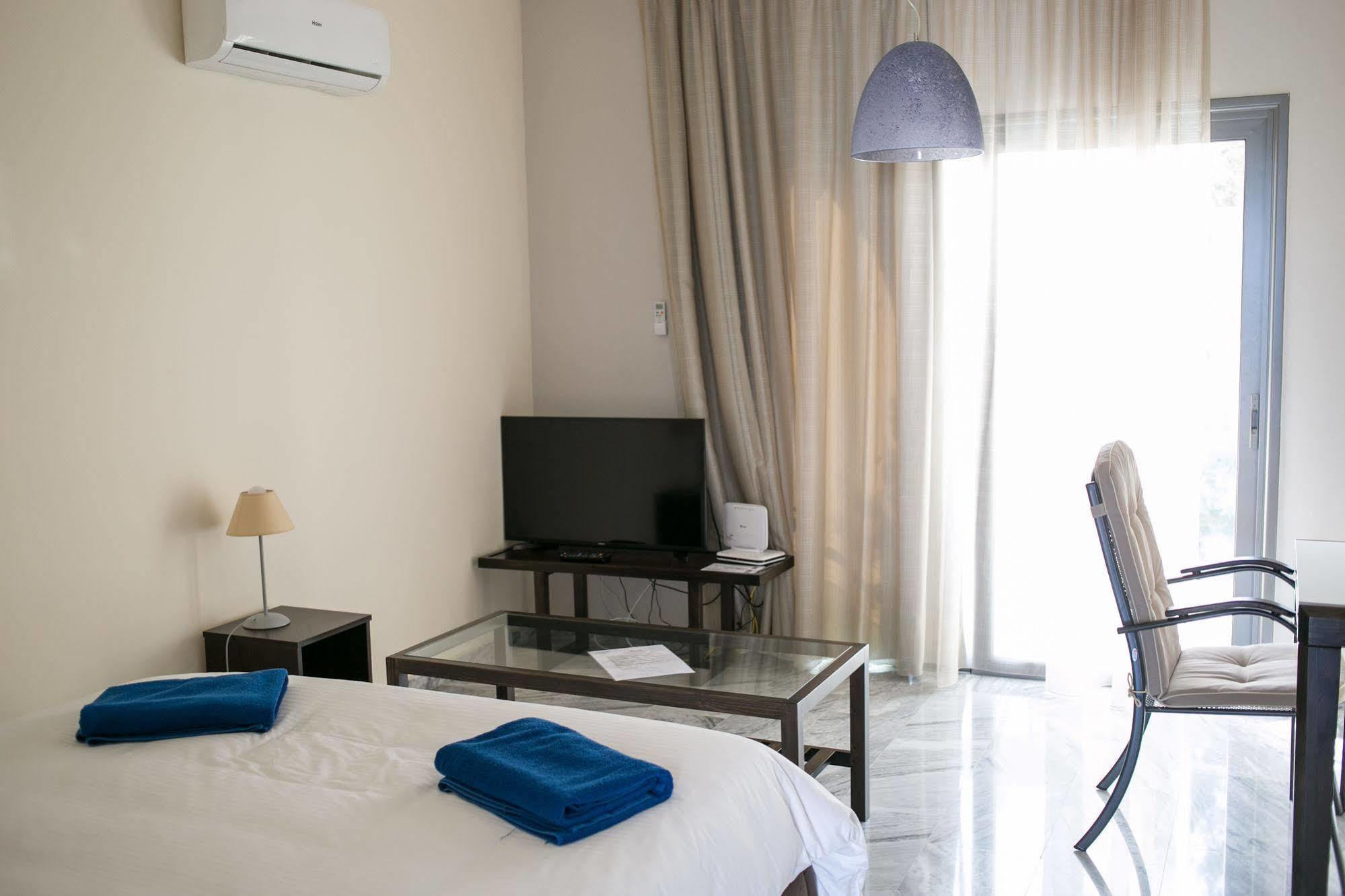 Latchi Escape Hotel And Suites 폴리스 외부 사진